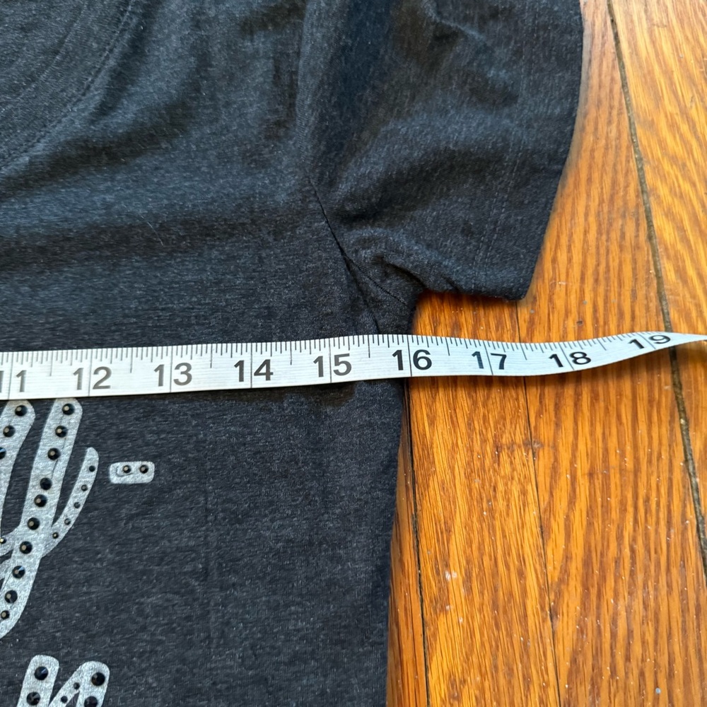 Women’s Harley-Davidson Bedazzled T-Shirt - Picture 9 of 10